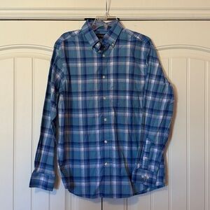 Roundtree & Yorke Long Sleeve Button-down